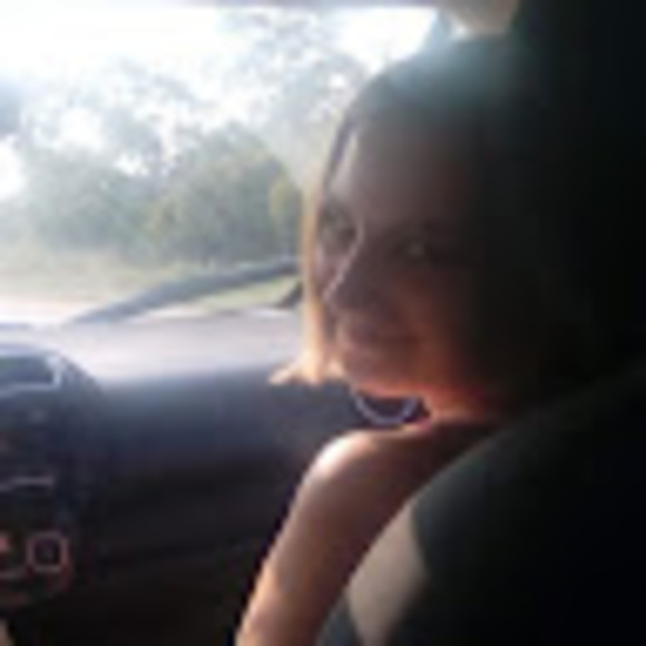 Meet your Posher, Kay - Picture 1 of 1